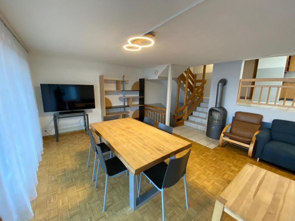 Niederried bei Interlaken Lake View Apartment -14 מראה חיצוני תמונה