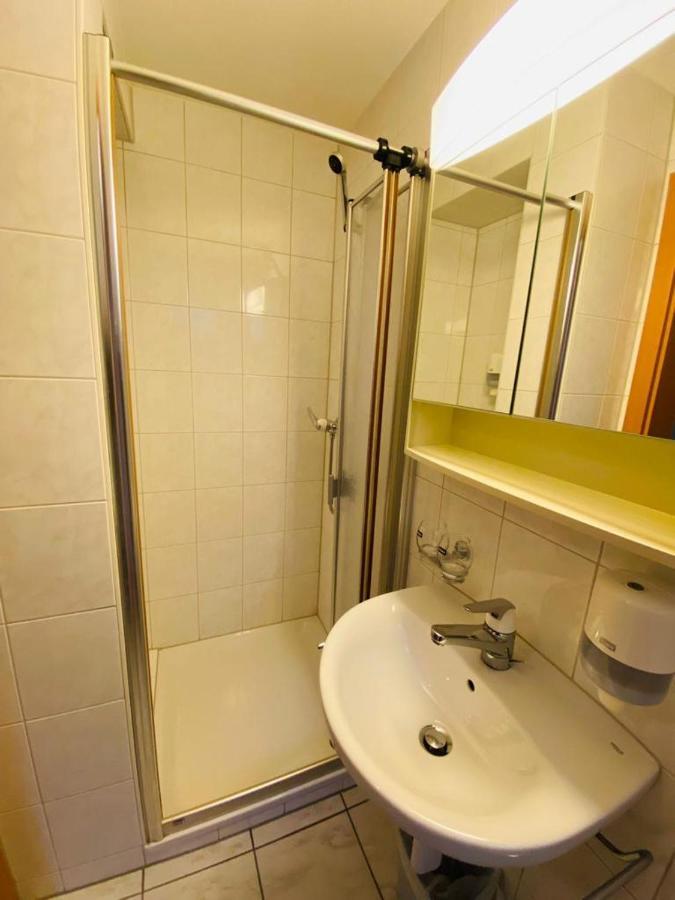 Niederried bei Interlaken Lake View Apartment -14 מראה חיצוני תמונה
