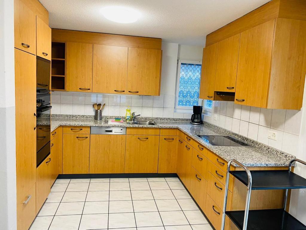 Niederried bei Interlaken Lake View Apartment -14 מראה חיצוני תמונה